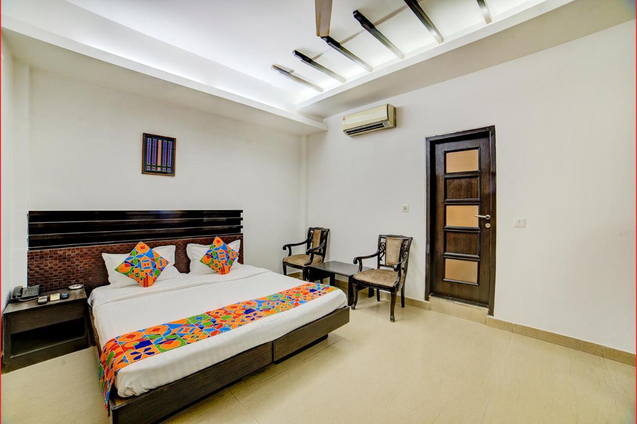Fabhotel Exotica Greenpark New Delhi Bagian luar foto
