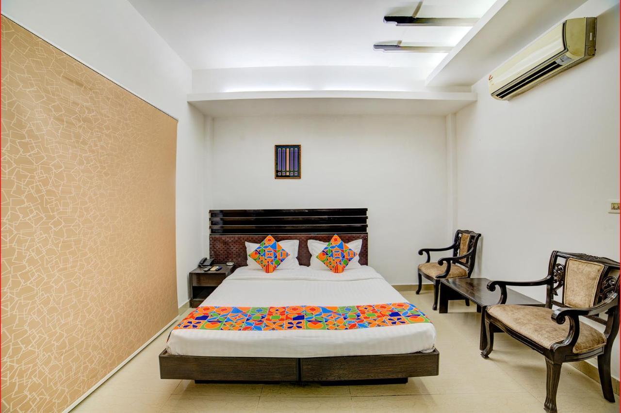 Fabhotel Exotica Greenpark New Delhi Bagian luar foto