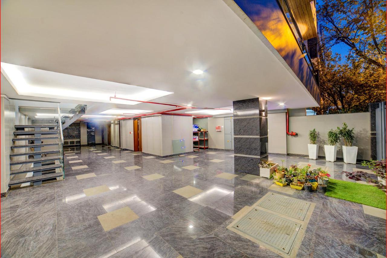 Fabhotel Exotica Greenpark New Delhi Bagian luar foto