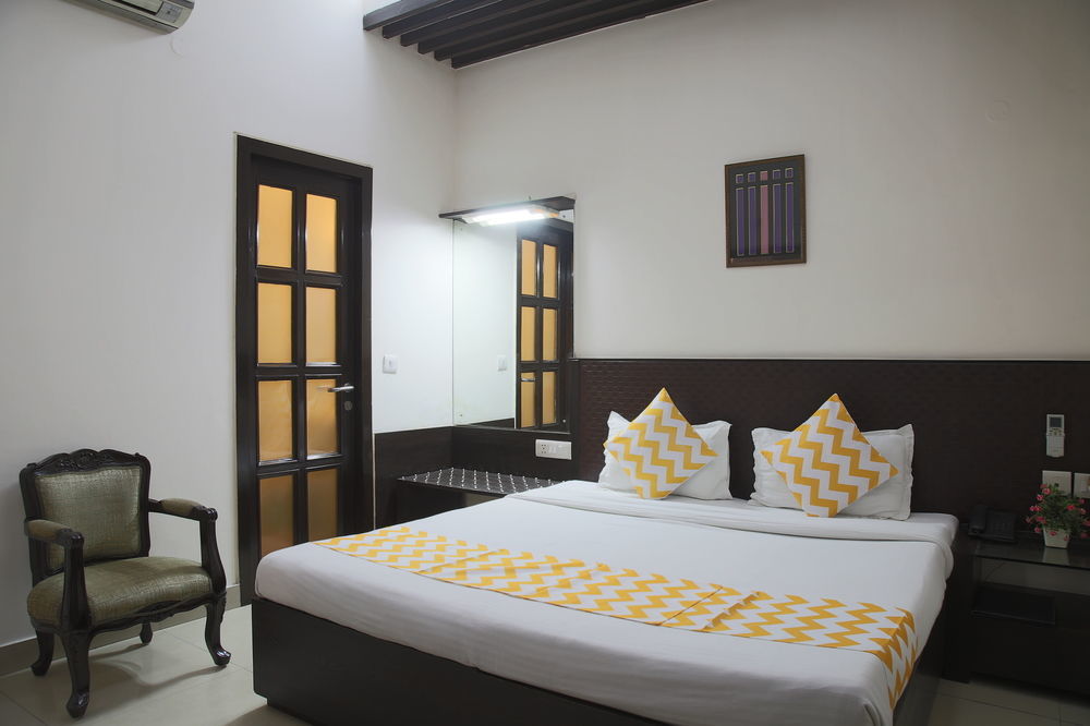 Fabhotel Exotica Greenpark New Delhi Bagian luar foto