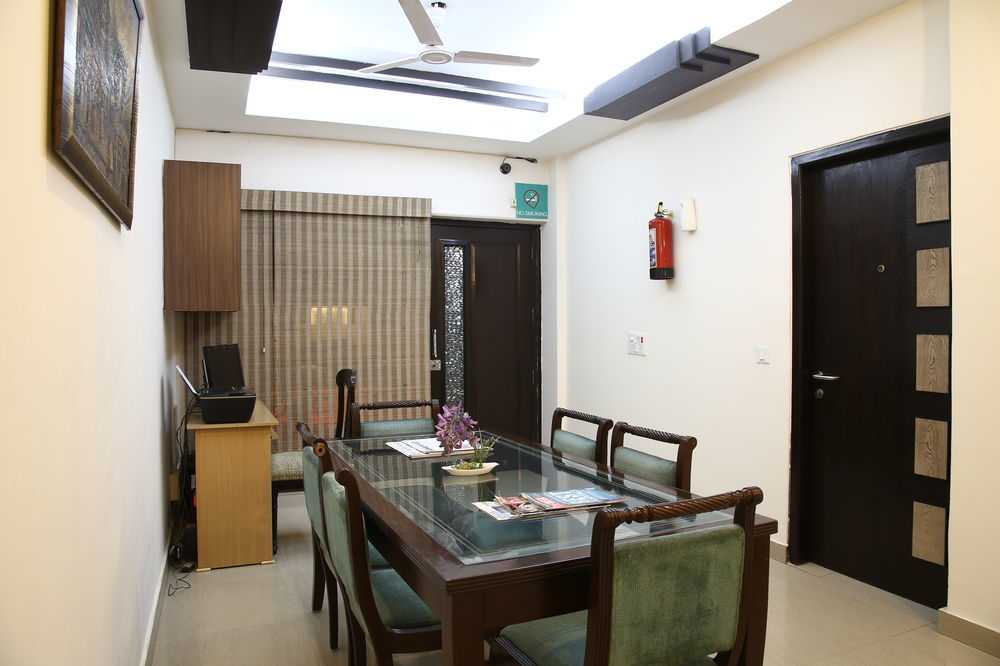 Fabhotel Exotica Greenpark New Delhi Bagian luar foto